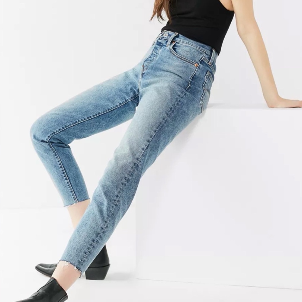 Levi's Wedgie High-Rise Jean – Twisted Fate, 25